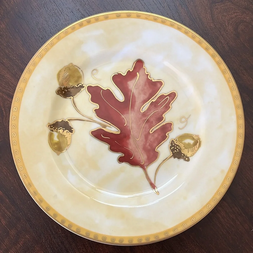 Vintage leaf & acorn 8 inch plates Crate & Barrel